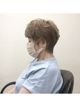 テルミークリニカルデザイン 北千里 シニアショートミセスショート絶壁解消カット