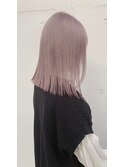 ピンクベージュ