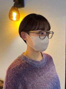 ギミック 自由が丘(gimmick) ◆暗めカラーのショートボブ【デザインカラー/グランマッシュ】