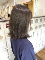 ヘアデザイン ノア(Noa)&nbsp;外ハネアッシュベージュ