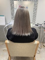 コレット 宇都宮(collet Gigi)&nbsp;前髪/ピンクベージュ/インナーグレージュ/ホワイトグレージュ