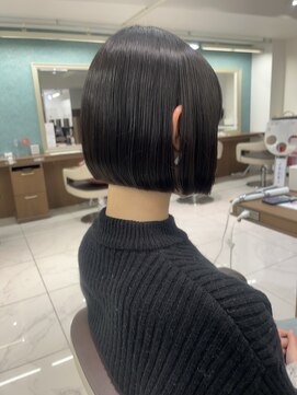 アッシュ 下北沢店(Ash) あごラインストレートボブ