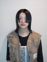 イキ(ikiii) パツット前髪 ストレート/顔周りカット