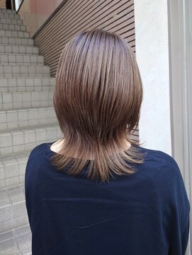 シュク 高円寺(SYUK) 加藤【高円寺 中野】ウルフ/白髪ぼかし/ハイライト/くびれヘア