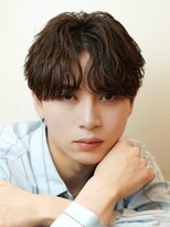 オーシャントーキョー 原宿(OCEAN TOKYO)&nbsp;韓国ヘアカルマパーマコンマバングセンターパート黒髪ウルフ