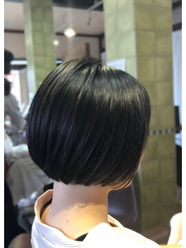 キュービクル(Cubicle) ミニボブ