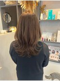 大人くびれレイヤー × シアーグレージュ