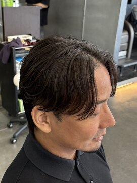 バース バイ ハピネス(BIRTH by happiness) 曲がる縮毛矯正/センターパート/ニュアンスパーマ