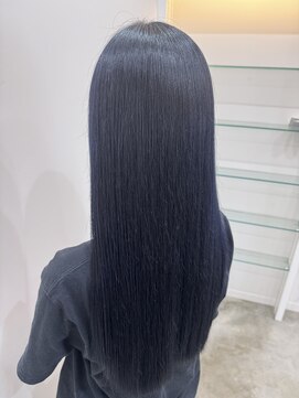 グランデュール 浜松小豆餅店(GRANDEUR) ブリーチ2回ブルーブラック