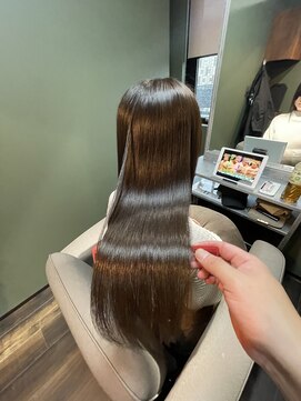 イム 博多 祇園(im) 美髪ロング