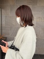 メゾン アヴァロ(Maison Avallo)&nbsp;柔らかさ引き立つピンクブラウンのレイヤーロブ