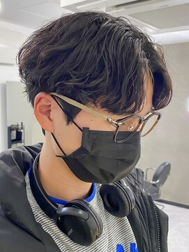 エルマーク 梅田(L-MARK) センターパート/ニュアンスパーマ/ダウンパーマ/men's