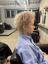 オルミス(ALLUMIS) ハイトーンスパイキーショート