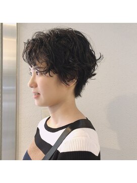 ヘアアンドスペース ベロン(hair&space velon) ベビーカールショートボブ
