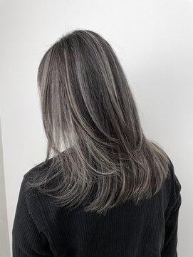 ジゼル(gisele) （小山）切れ毛なしハイライト