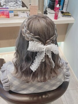 アリエス 渋谷駅東口店(Aries) ハーフアップ