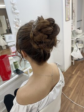 リレーション(Relation) お団子アップスタイル♪