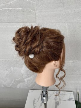 サロン Salon アイ アート 浴衣似合う ヘアセット ゆるっとおだんご