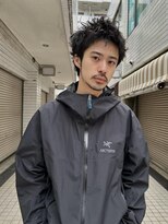 ヒュージ 三軒茶屋(huge)&nbsp;ニュアンスパーマ/眉毛カット/スパイキーショート