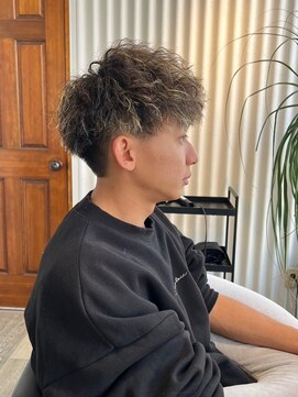 アーロン(aaron) お客様stlye☆黒髪×ハイライト