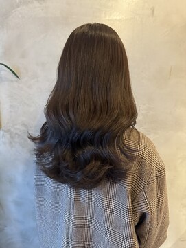 リリアーナ(LILIANA) 美髪カラー 髪質改善カラー 韓国ヘア 縮毛矯正 池袋東口