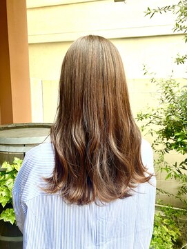 ココカラヘアー ニコ(cococara hair nico) レイヤー/顔まわり/後れ毛/グレージュ/オリーブ/トリートメント