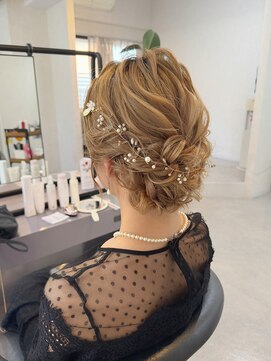 ニィ(2iee.) 結婚式参列アレンジ