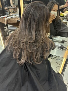 ラピス 渋谷本店(Lapis) バレイヤージュ、レイヤーカット