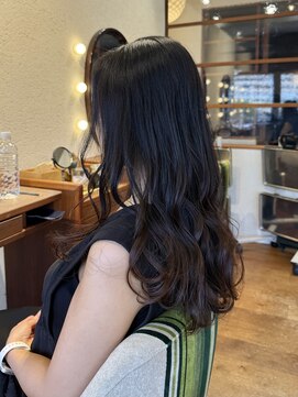 エルサフィロ キタハマ(el zafiro kitahama) 30×40×50代×ロングヘア×ゼロテク白髪染め