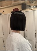 首が綺麗に見える切りっぱなしボブ