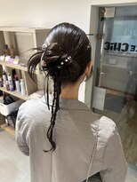 ヘアーメイクチック(HAIR MAKE CHiC)&nbsp;リボンカチモリヘア　カチモリヘア　お呼ばれヘア