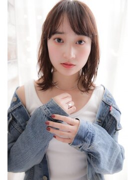 ネオリーブ チロル 横浜西口店(Neolive CiroL.) アプリコットブラウン ナチュラル ミディ