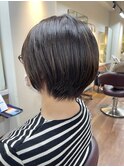 簡単スタイリング 丸みショート30代40代50代