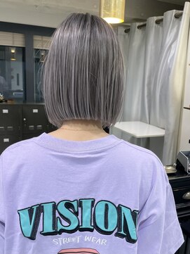 トルネード(TORNADO) 外国人風 国風切りっぱなしボブ ハイライト グレージュM429