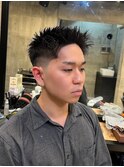 1558黒髪アッシュブラックツーブロック刈り上げ短髪ショート