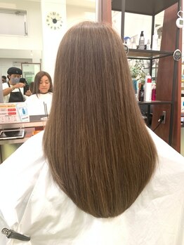 バレッタ コウベ(Barretta kobe)の写真/【三宮駅/徒歩10分】質の良い薬剤×高い技術力が人気！髪を傷ませず、憧れのストレートに導きます◇