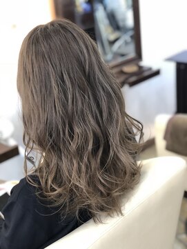 ヘアーメイクフィールヒルズ(FEEL HILLS) HILLSおすすめ