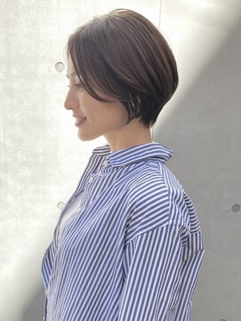 サーカス バイ ビュートリアム 青山(CIRCUS by BEAUTRIUM) 大人可愛い　ショートヘア　ショートボブ　耳掛けショート