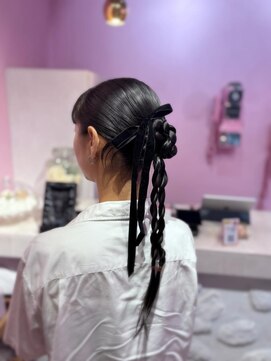 レイドバック(LAID BACK) カチモリアップヘア