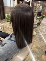 テントヘアー(tent hair)&nbsp;赤みを抑えて、柔らかく抜ける秋冬カラー