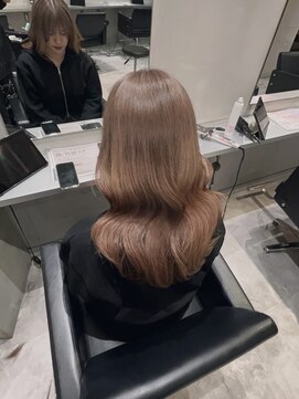 アルーシェ 新宿店(Alushe) ヘーゼルベージュ