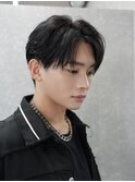 シャドウパーマコンマヘアナチュラルセンターパートツーブロック