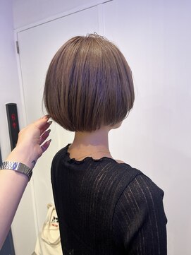 カシェル トウキョウ(Cashel Tokyo) ブリーチで作る透明感グレージュ