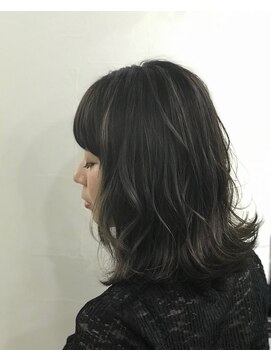 ベル(Belle) 【Belle】外国人風グレーハイライトカラー