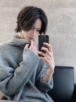 シン(syn) 前下がりマッシュウルフ センターパート