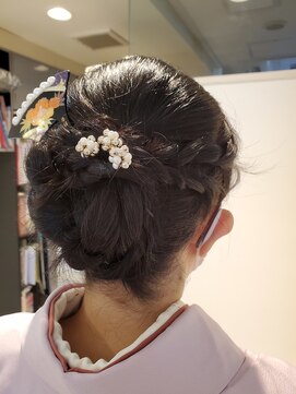 フェイバリット ビューティ ヨシミ(Favorite Beauty YOSHIMI) ミセス ヘアセット&着付け