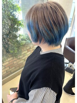 ファーレンピュアスウィート(fahren-pure-suite) ルーツカラーショートボブ