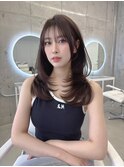ブリーチなしグレージュ×レイヤーカット