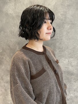 ヤヨイブレインズフェアリー(YAYOI BRAINS fairy) 秋ふわパーマ カジュアルスタイル