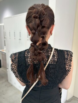 ロイオブジゼル(roi of GiseL) 編みおろし ツインテール お呼ばれ 同窓会 結婚式 20代30代